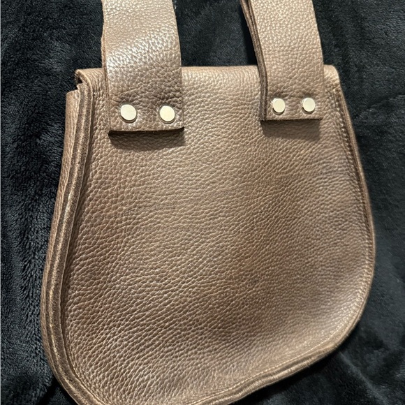 Brown Leather Backpack with Classic Design and Flap Closure - Picture 12 of 13